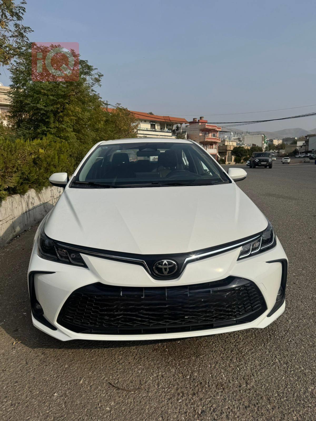 تۆیۆتا کۆرۆلا